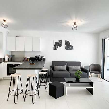 T2 Neuf Terrasse Pres Des Plages Saint-Cyr-sur-Mer Eksteriør billede
