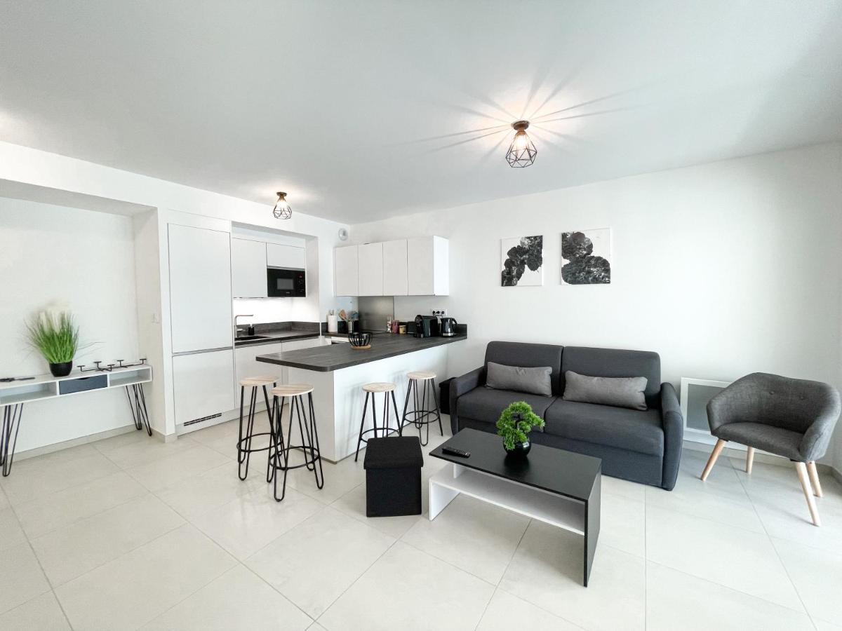 T2 Neuf Terrasse Pres Des Plages Saint-Cyr-sur-Mer Eksteriør billede