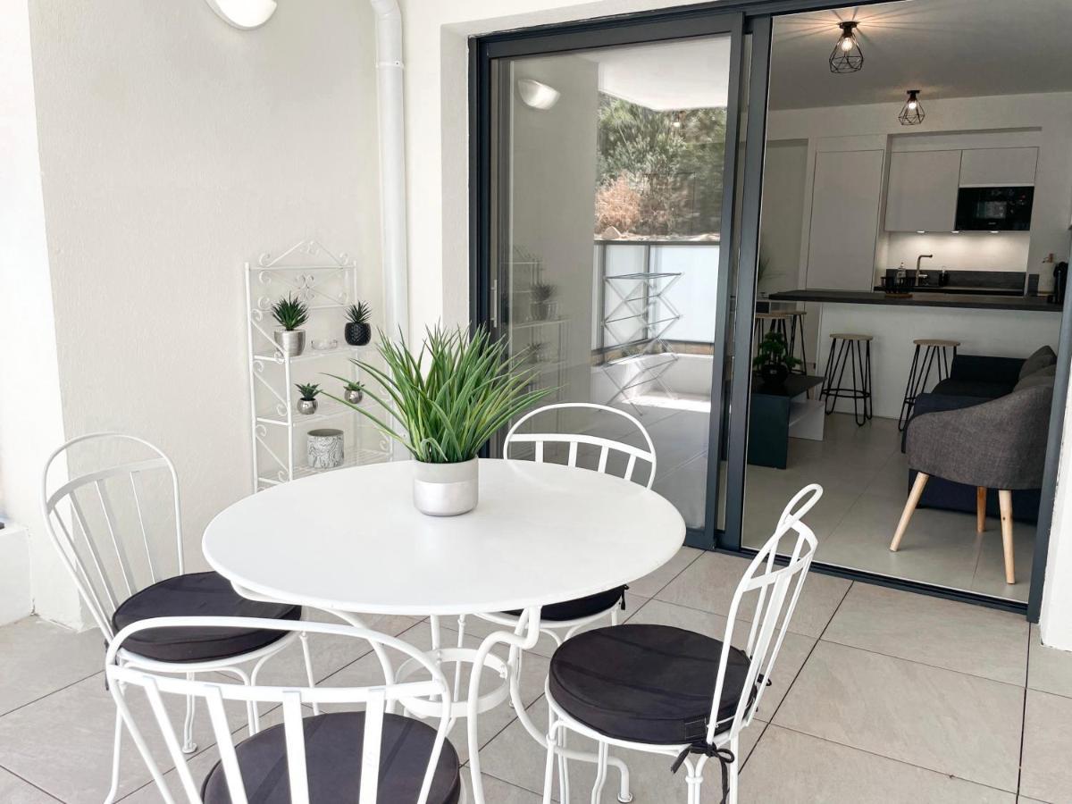 T2 Neuf Terrasse Pres Des Plages Saint-Cyr-sur-Mer Eksteriør billede